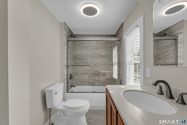 Building Photo - 59 Water St