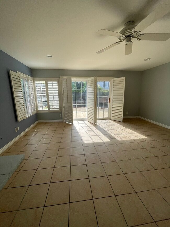 Building Photo - 1245 Tierra Luna