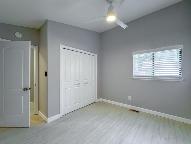 Building Photo - 2465 Talco Hills Dr