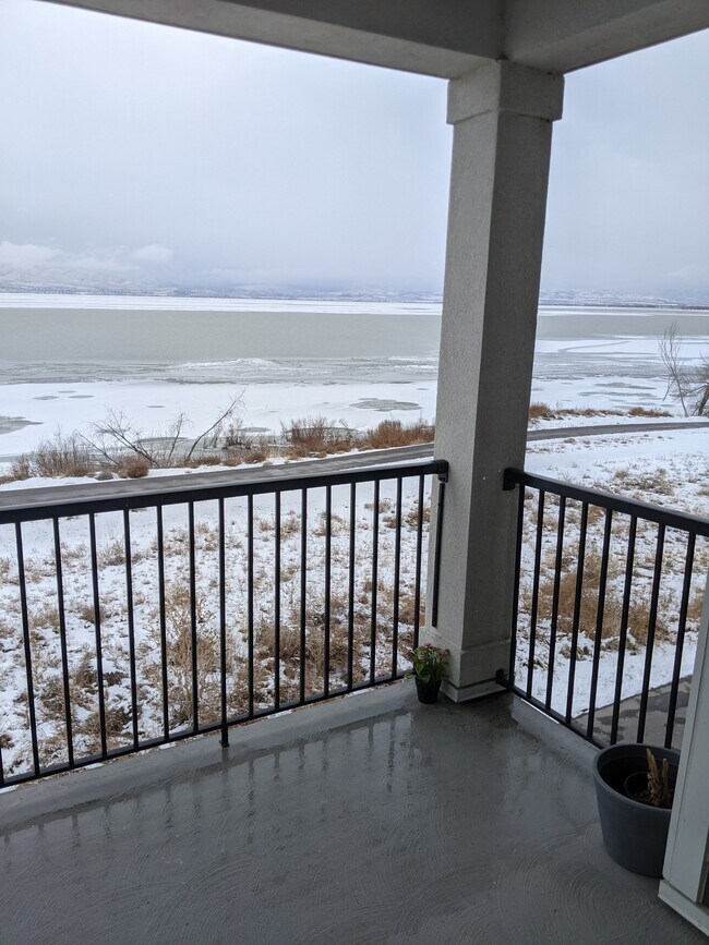 Building Photo - 368 W Serenity Ct