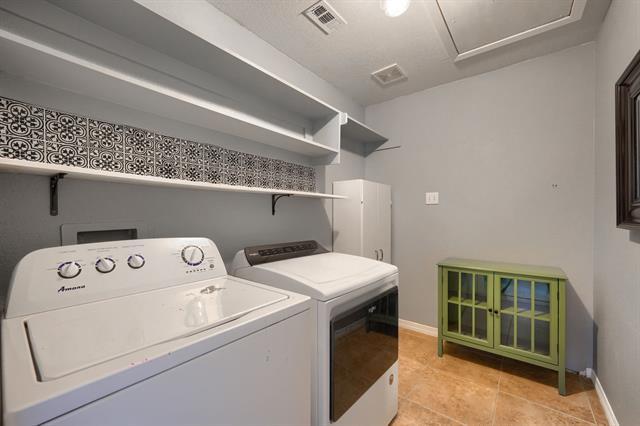 Building Photo - 1865 Farm to Market Rd 552