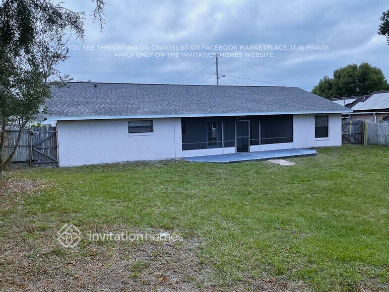 Building Photo - 2117 E Parkton Dr