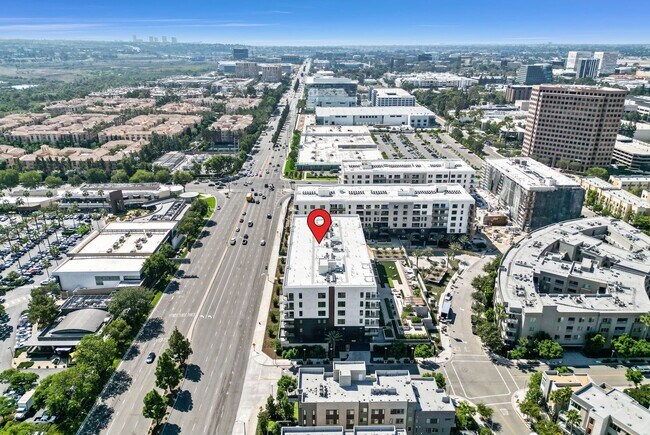 Building Photo - 4507 Rivington