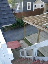 Building Photo - 520 Lawrence Ave