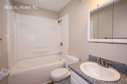 Building Photo - Just-remodeled 2-bedroom Split-Level duple...