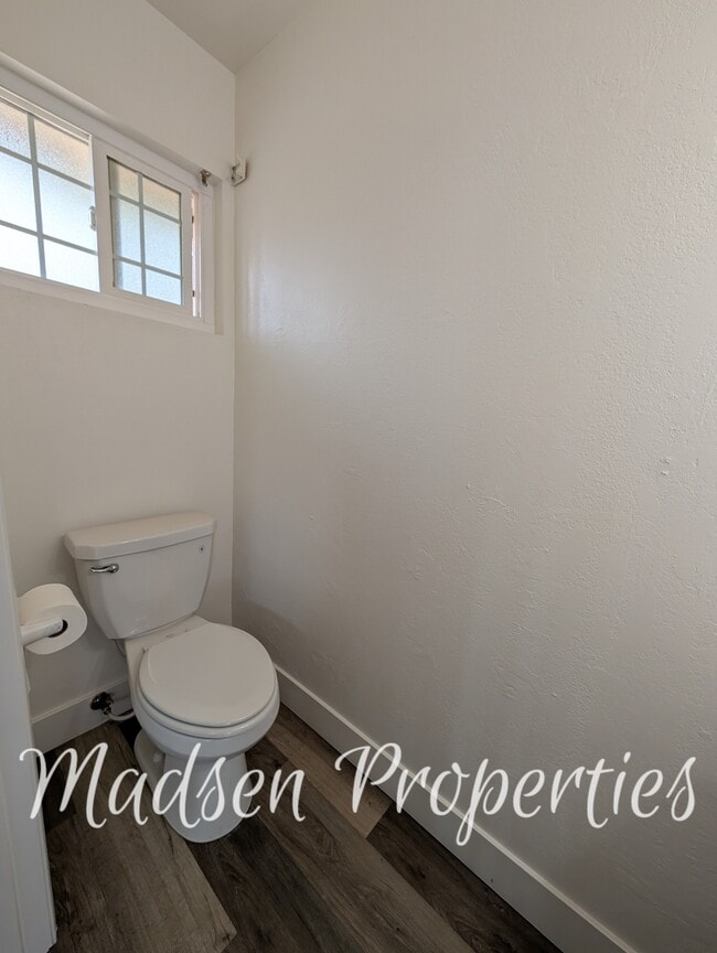 Building Photo - 6231 Pebble Ln