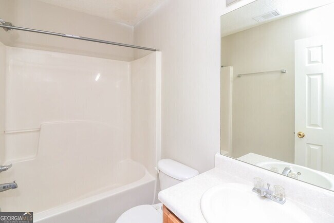 Building Photo - 4125 Clarks Tr