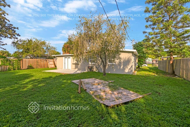 Building Photo - 6029 Flora Terrace