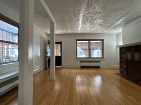 Building Photo - 191 Zerby Ave