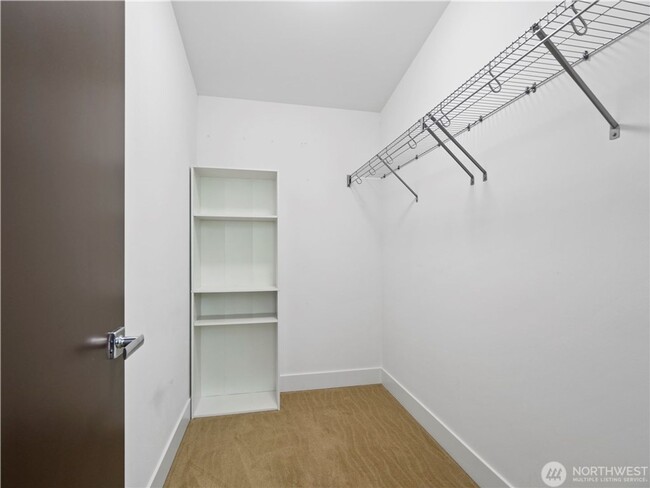 Building Photo - 4bd/3.75ba Seattle House