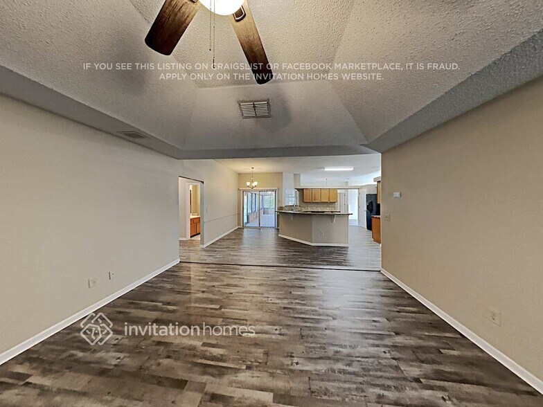 Building Photo - 1733 Red Cypress Dr