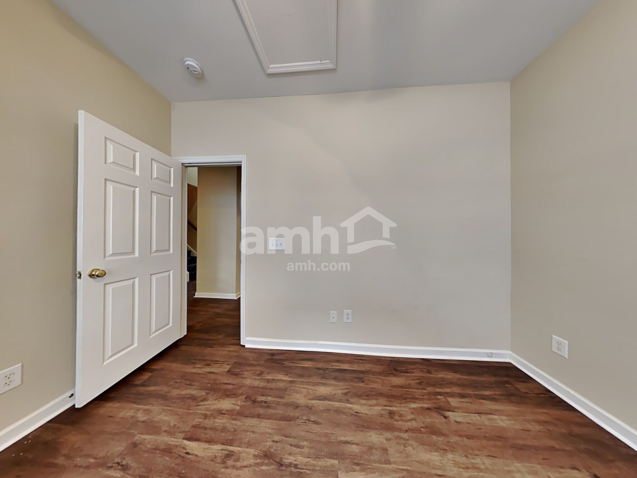 Building Photo - 2993 Nantuckett Ave