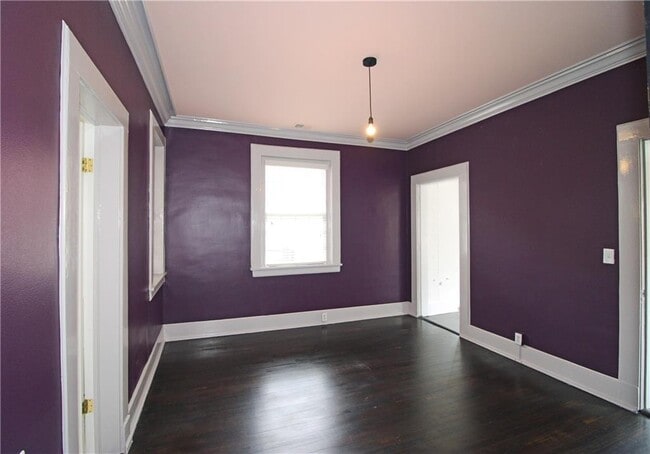 Building Photo - 1 S Prado NE