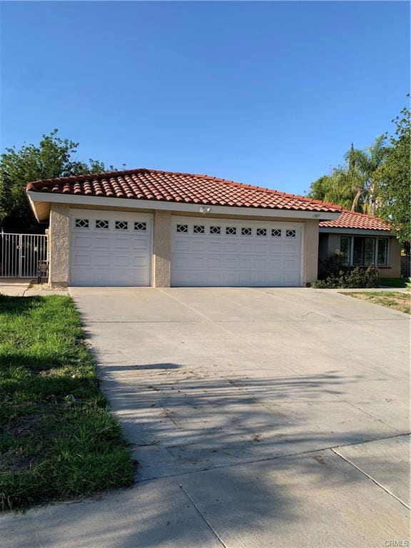 Building Photo - 1307 Willow Bud Dr