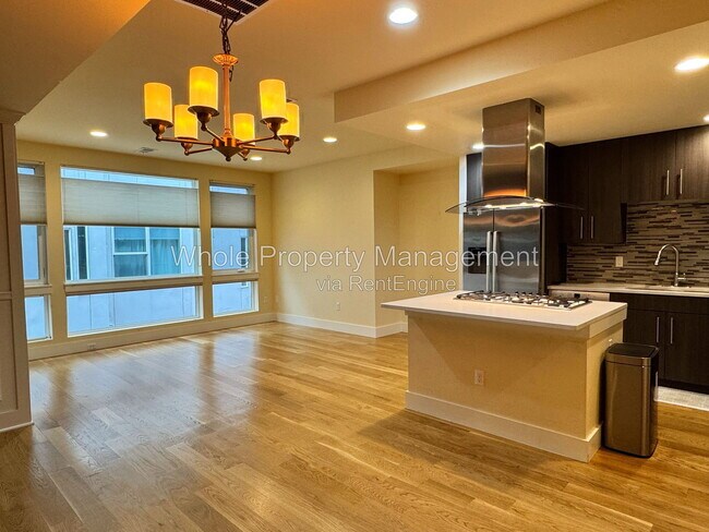Building Photo - 3032 Zuni St