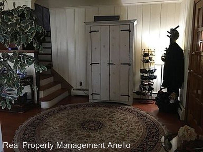 Building Photo - 3 br, 2 bath House - 789 Alps Road