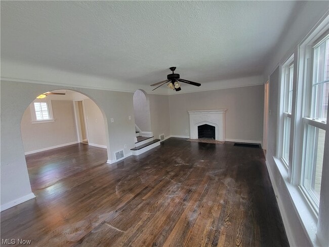 Building Photo - 2335 Allison Rd