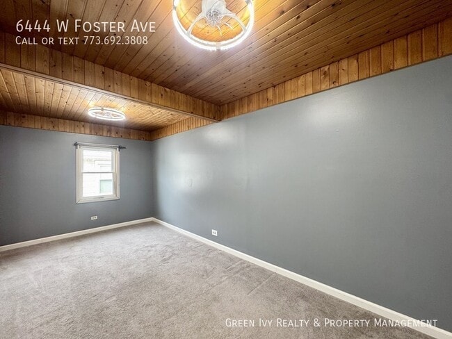 Building Photo - 6444 W Foster Ave