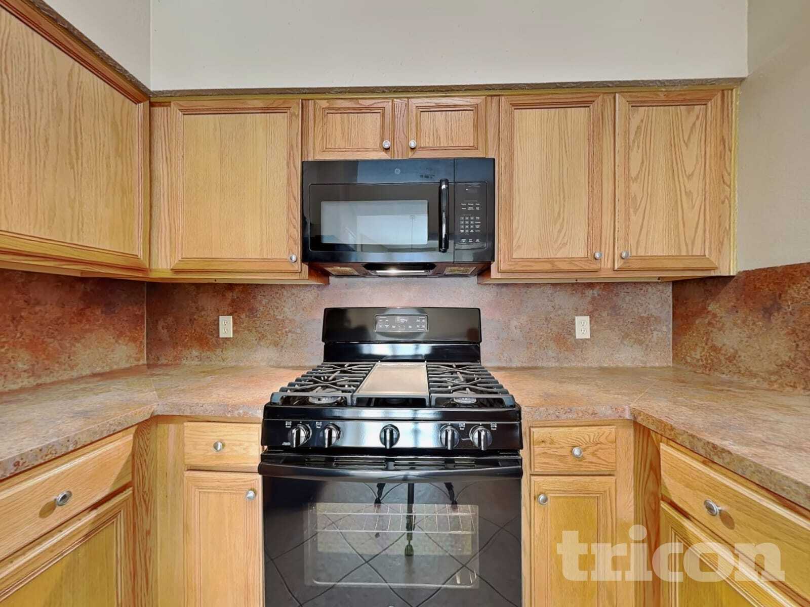 Building Photo - 6615 Laurel Glen Dr