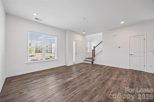 Building Photo - 16212 Leading St