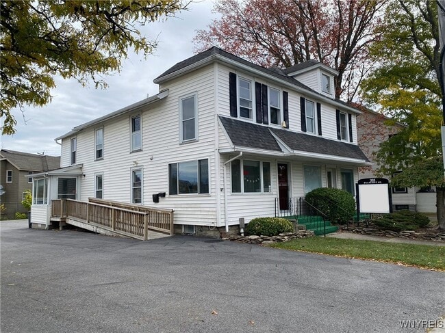 Primary Photo - 335 Ellicott St