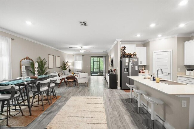 Building Photo - 9890 Red Bay Lp