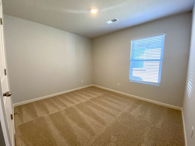 Building Photo - 3 bed 2 bath built in 2023 in Byhalia