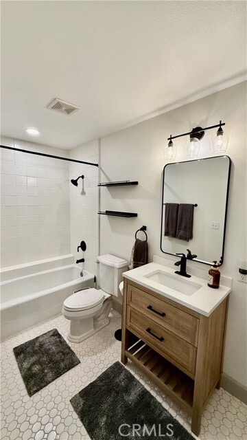 Building Photo - 722 Tressy Ave