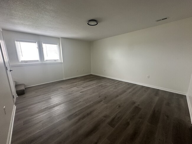 Building Photo - 3410 Augusta Dr