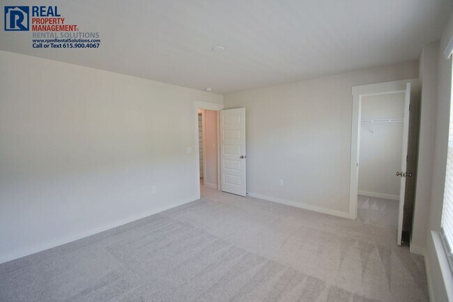 Building Photo - 2232 Robert Gwynne Dr