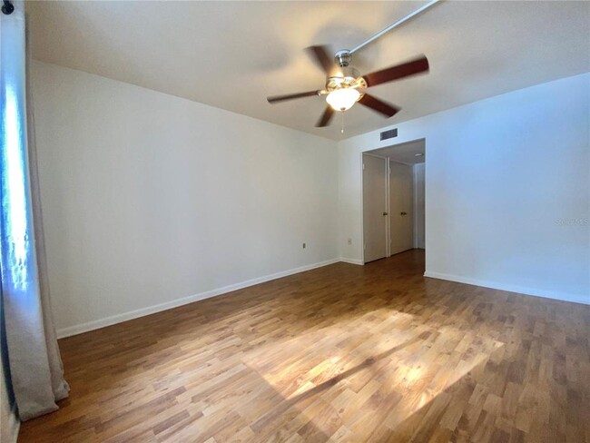 Building Photo - 1100 Delaney Ave