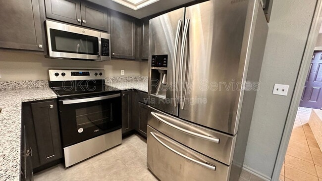 Building Photo - 6715 Lyrewood Ln