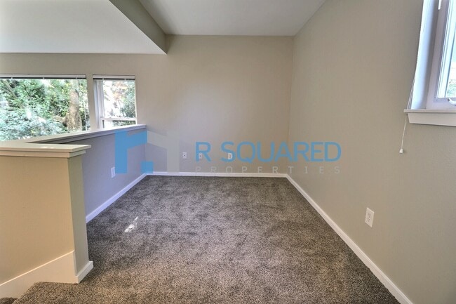 Building Photo - 3910 Whitman Ave N