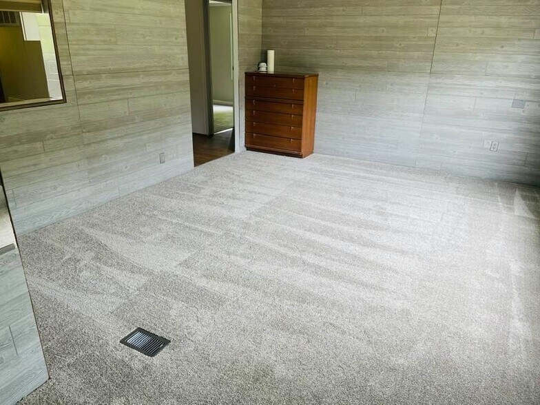 Building Photo - 210 Bride Dr