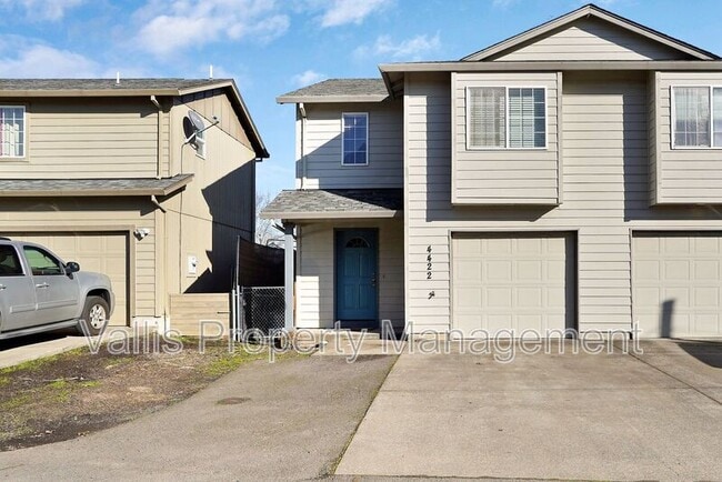 Primary Photo - 4422 Remington Pl NE