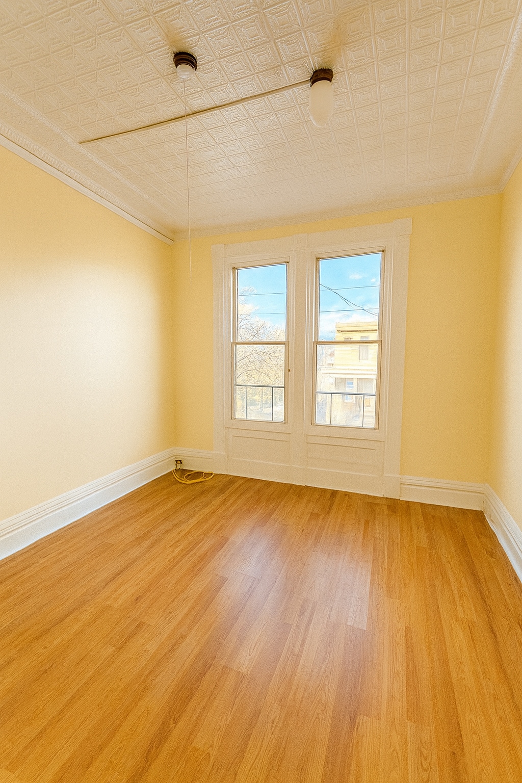 Building Photo - 107 2nd Ave