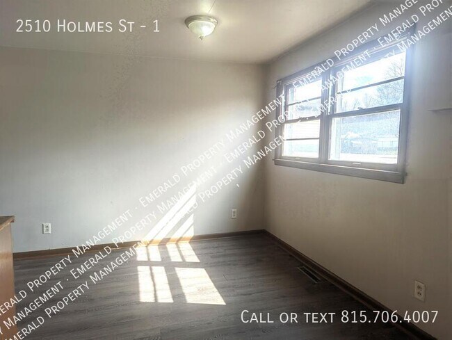 Building Photo - 2510 Holmes St