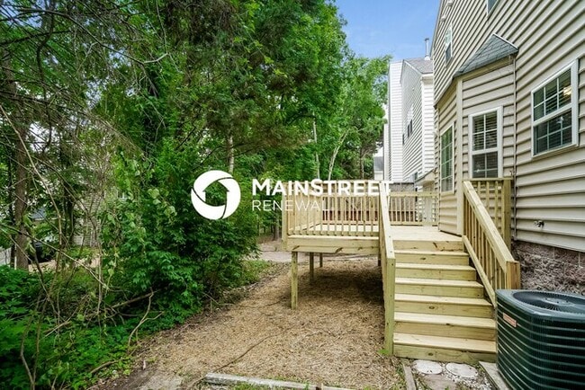 Building Photo - 3 Bedroom Pet-Friendly Home in Raleigh, NC with Main Street Renewal