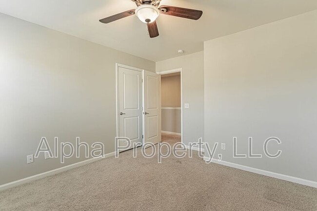 Building Photo - 125 Middleby Way