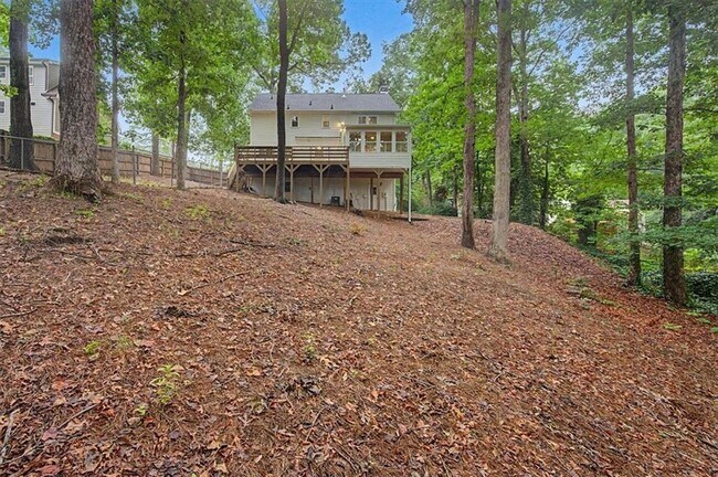 Building Photo - 3868 Emerson St