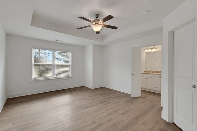 Building Photo - 375 S Port Pkwy