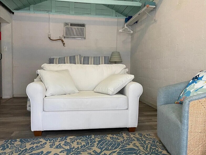 Building Photo - 1509 Miller Ave