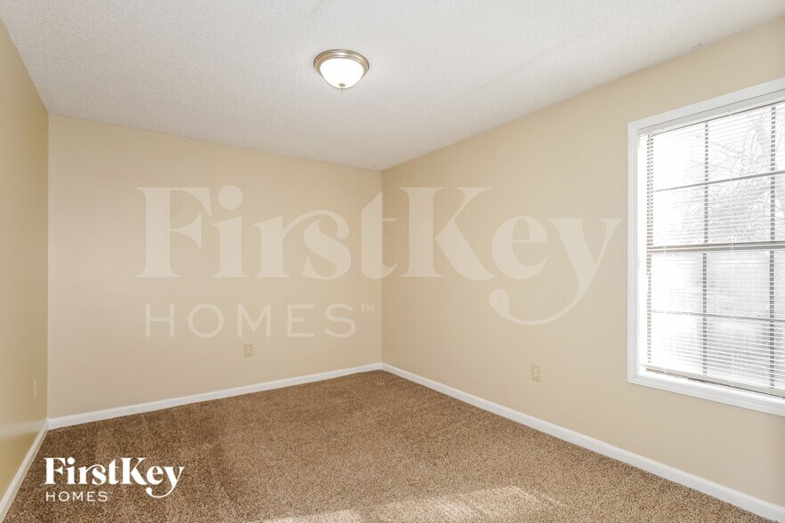 Building Photo - 5966 Anchuca Cove