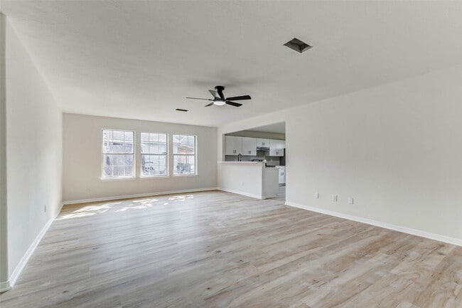 Building Photo - 10102 Wiggins St
