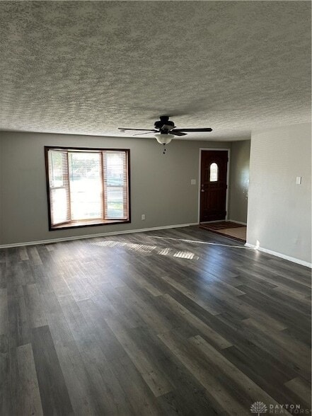 Building Photo - 4244 Bellemeade Dr