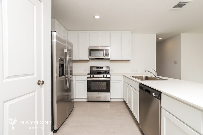 Building Photo - 14814 Warwick Shire