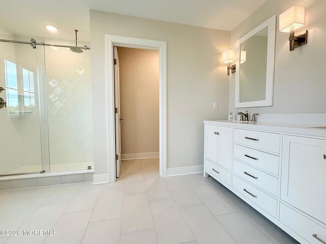 Building Photo - 2011 Wander Ln