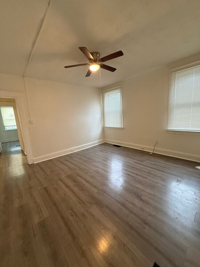 Building Photo - 809 S Fred Shuttlesworth Cir