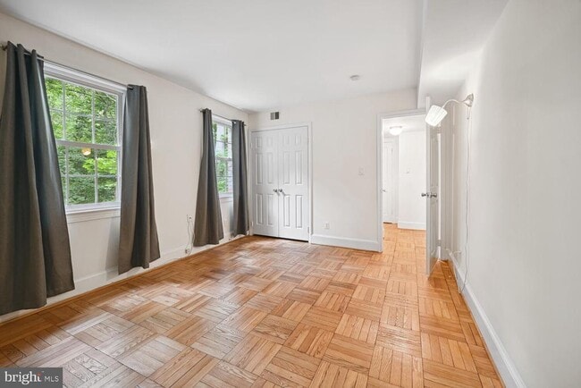 Building Photo - 2727 Ordway St NW