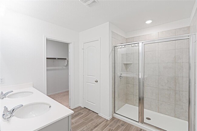 Building Photo - 505 Benicia Cv